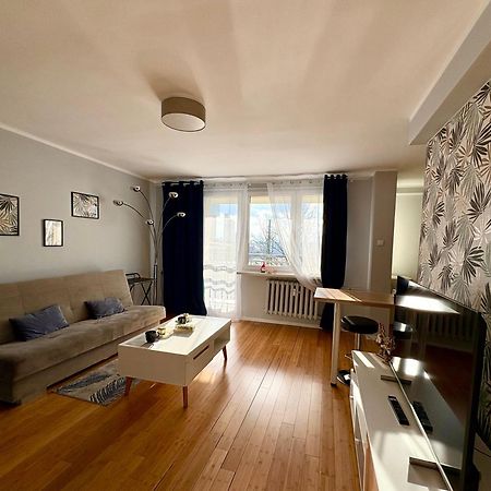 Apartament Z Widokiem Na Spodek Katowice Bagian luar foto