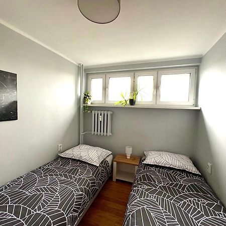 Apartament Z Widokiem Na Spodek Katowice Bagian luar foto