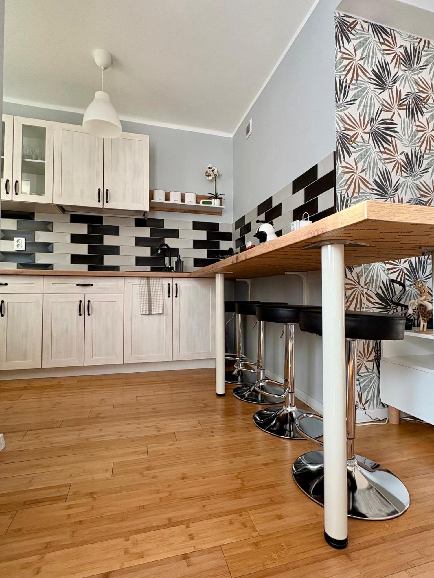 Apartament Z Widokiem Na Spodek Katowice Bagian luar foto