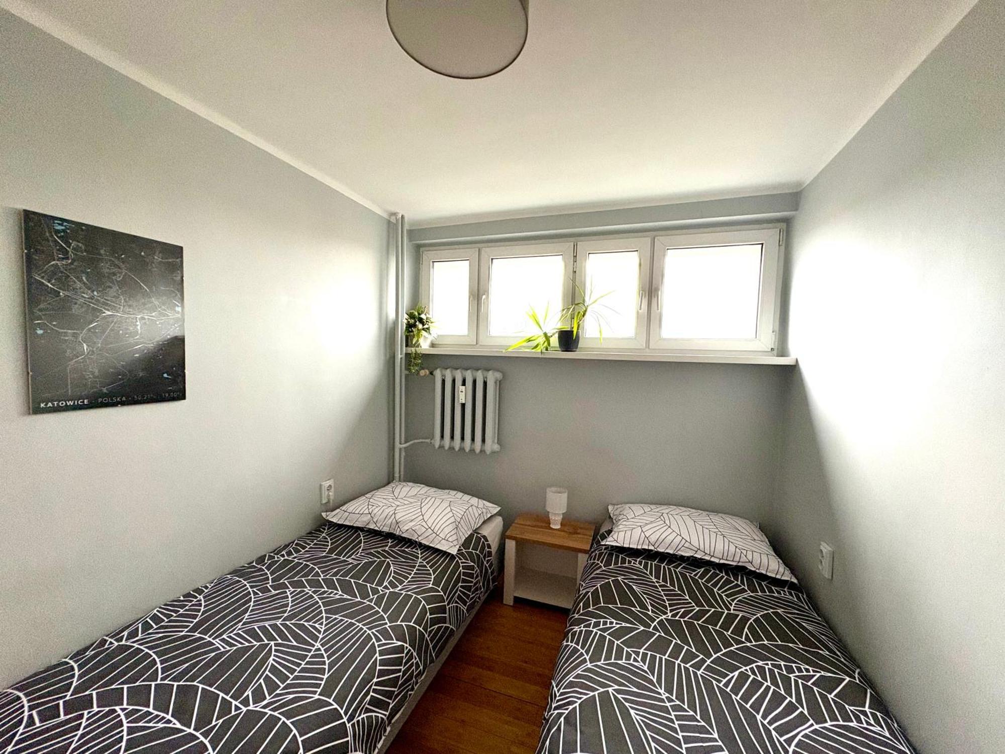 Apartament Z Widokiem Na Spodek Katowice Bagian luar foto